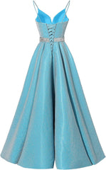 Spaghetti stropper Prom kjole Lang satengperlet V-hals formelle kveldsfestballkjoler med lommer