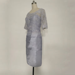 Simple Silver Lace Knee Length Mother of the Bride Dresses With Half Sleeves