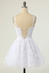 White Homecoming Dresses Spaghetti Straps Short Prom Dresses A-line V-neck Tulle Lace Backless