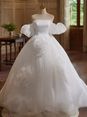 White Tulle Strapless 3D Flower Wedding Dress