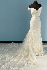 Wedding Dresses Classic, Long White Lace Off-the-Shoulder Mermaid Wedding Dress