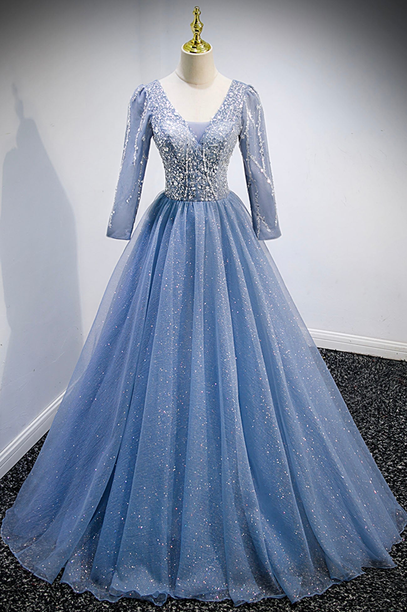 Homemade Ranch Dress, Blue V-Neck Tulle Beading Long Prom Dresses, Long Sleeve Evening Dresses