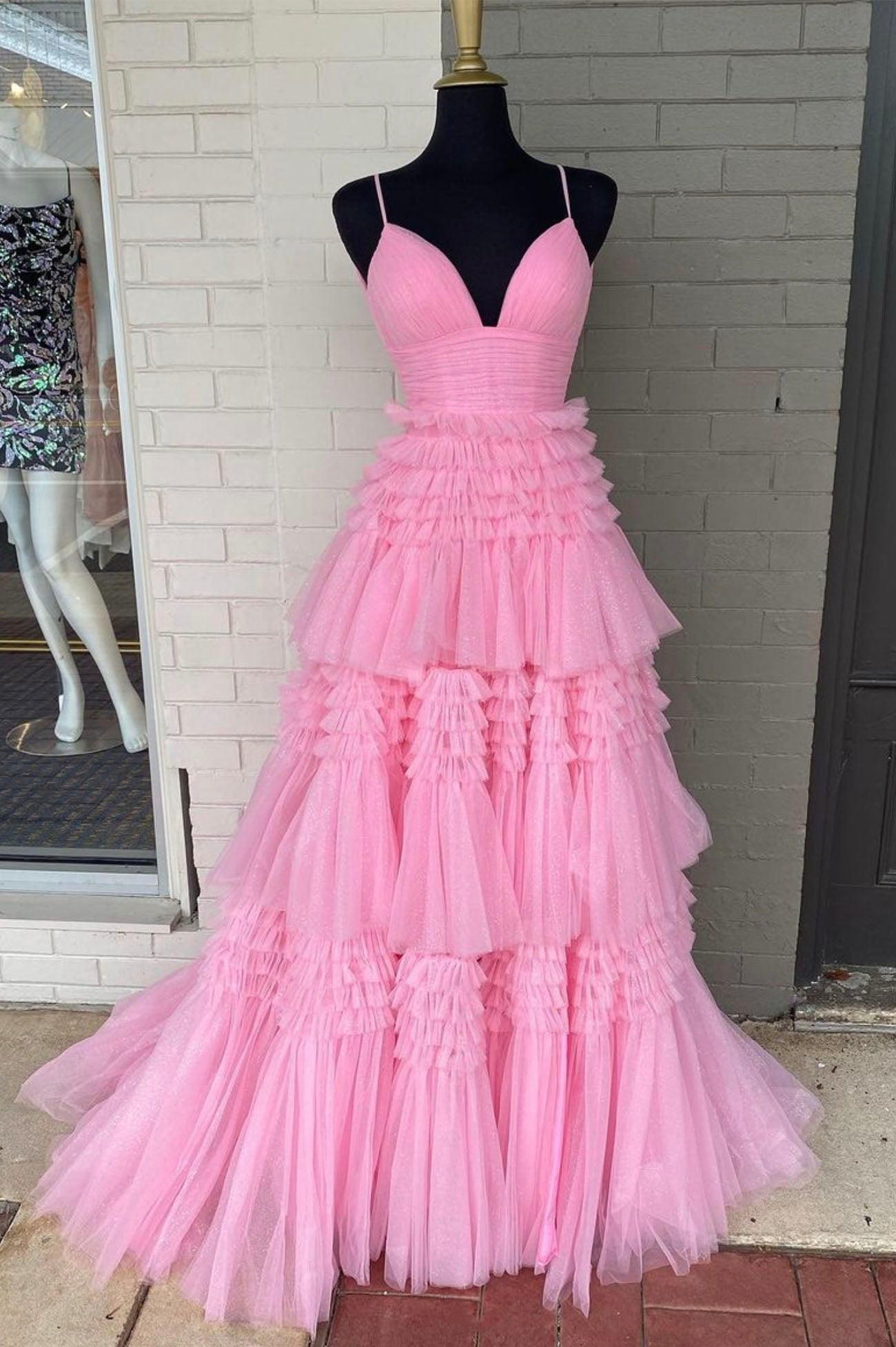 Bridesmaid Dresses Mismatched Winter, Pink V-Neck Layers Tulle Long Ball Gown, A-Line Spaghetti Strap Evening Dress