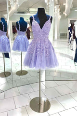 Evening Dress Sleeves, V-Neck Lace Appliques Lavender Short Homecoming Dress