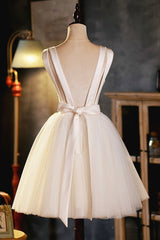 Homecoming Dresses Formal, Champagne V-Neck Tulle Short Prom Dress, A-Line Evening Party Dress