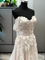 Wedding Dress Shop, A-line Off-the-Shoulder Appliques Lace Court Train Tulle Wedding Dress