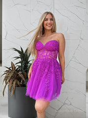 Bridesmaids Dress Burgundy, A-line/Princess Strapless Knee-Length Tulle Homecoming Dress with Appliques Lace