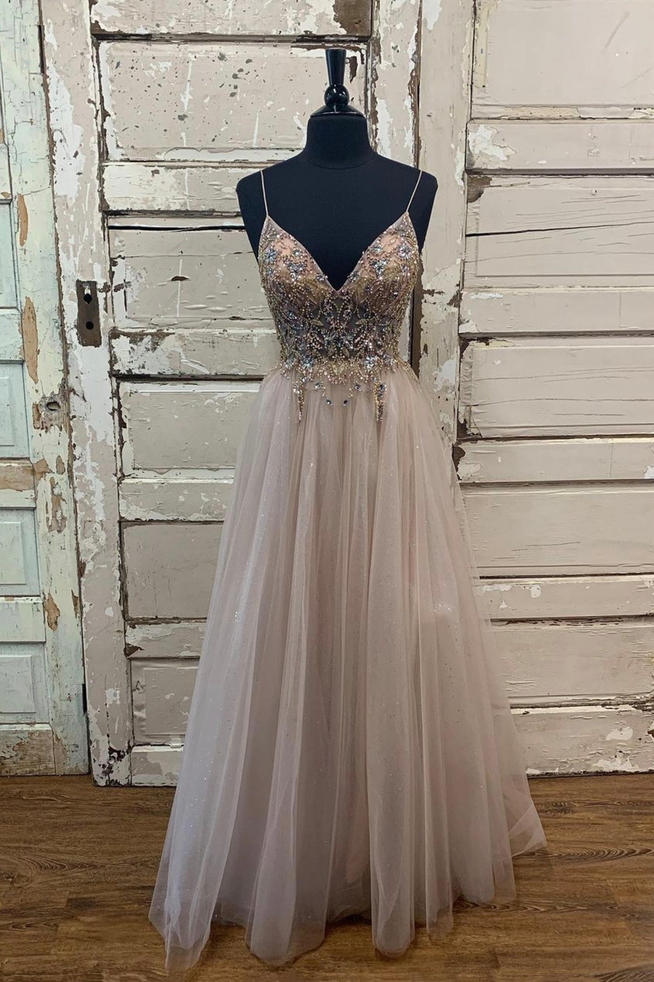 Bridesmaids Dresses Color, A-Line Tulle Beaded Long Prom Dress, Cute V-Neck Evening Party Dress