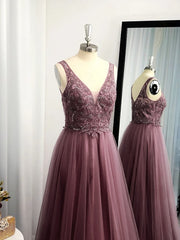 Bridesmaid Dresses Neutral, A-line V-neck Appliques Lace Floor-Length Tulle Dress