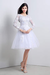 Evening Dress Long, A-Line White Tulle Appliques Long Sleeve Homecoming Dresses