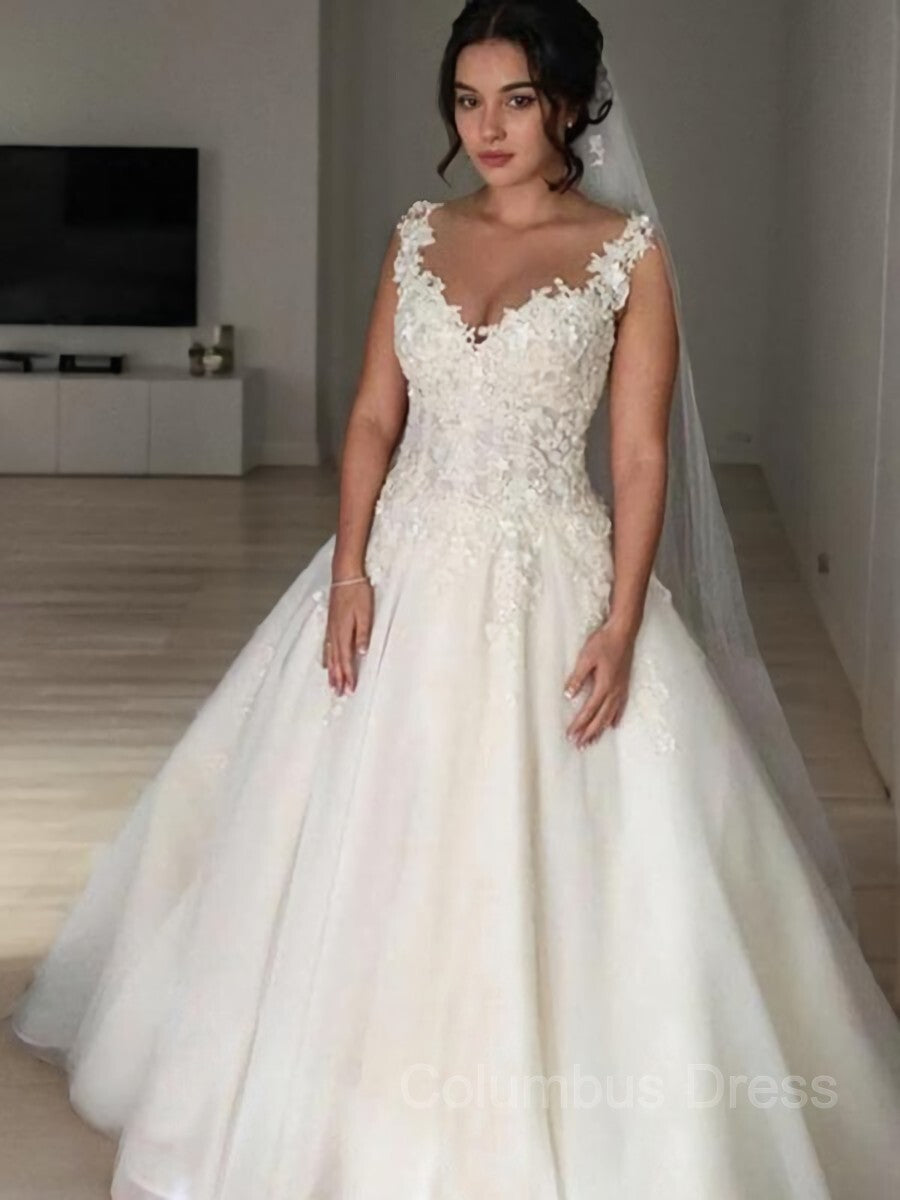 Wedding Dress , Ball Gown V-neck Court Train Tulle Wedding Dresses With Appliques Lace