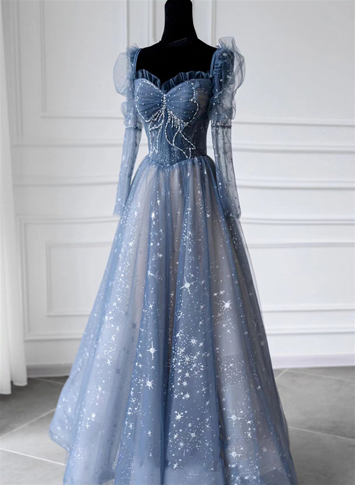 Bridesmaid Dresses Color Palette, Blue Long Sleeves Sweetheart Beaded Tulle Formal Dress, Blue A-line Prom Dress