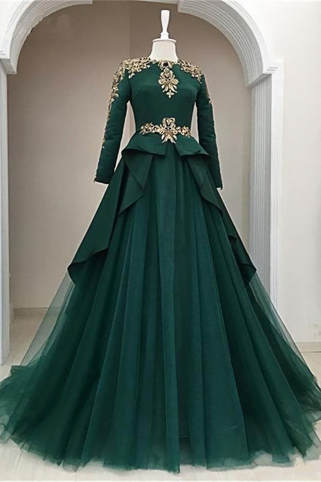 Homecoming Dresses Chiffon, Dark Green Satin Tulle O Neck Long Sleeve Arabic Formal Prom Dress, With Applique