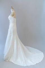 Wedding Dress Shopping Outfits, Chic Long Sheath Strapless Ruffle Lace Wedding Dress
