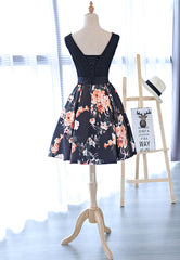 Homecoming Dresses Green, Cute V-Neck Floral Prom Dresses, A-Line Homecoming Dresses