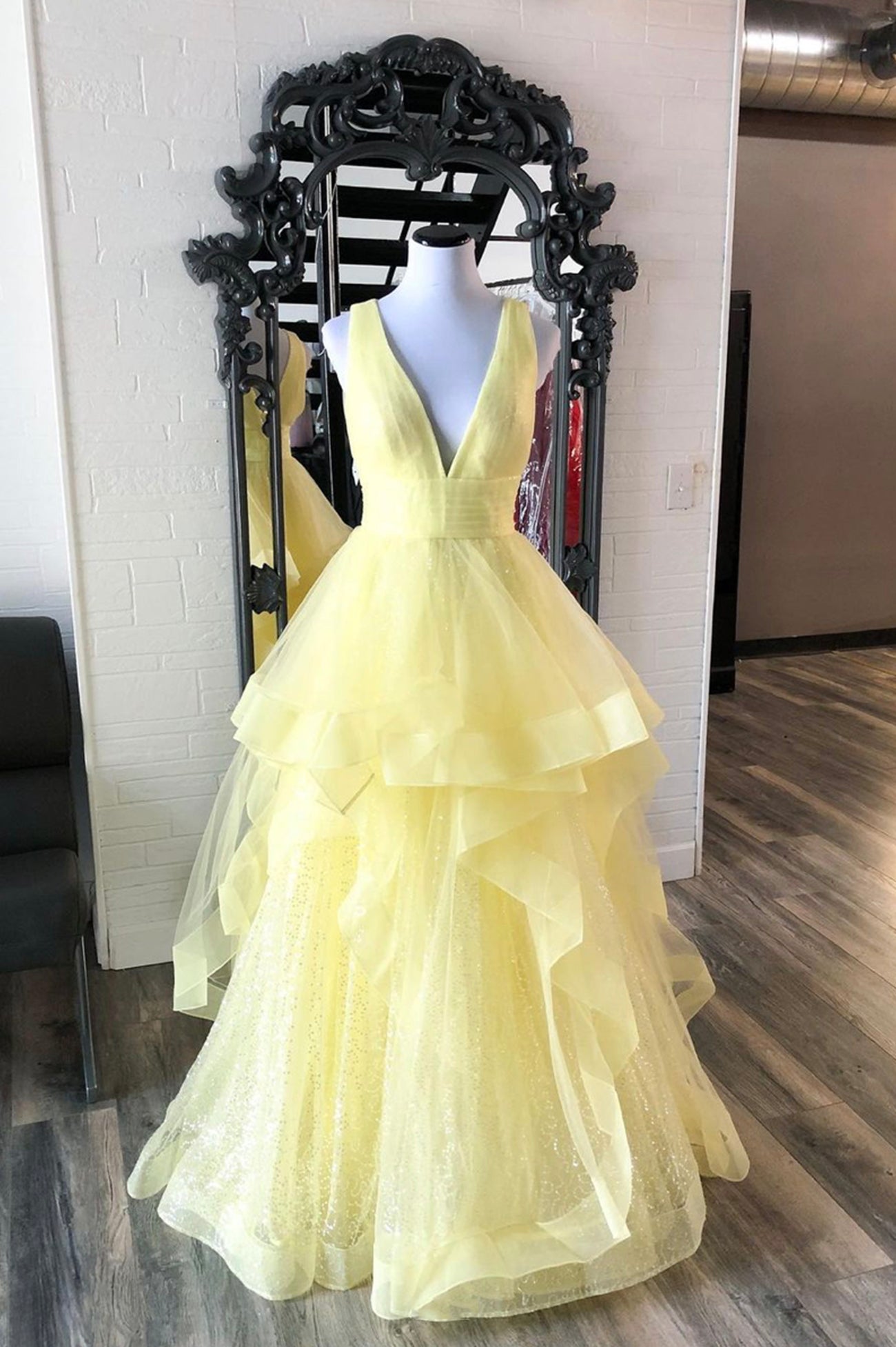 Strapless Prom Dress, Yellow V-Neck Tulle Long Prom Dresses, A-Line Evening Dresses