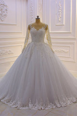 Wedding Dresses V Neck, Gorgeous Long A-Line Bateau Pearl Tulle Appliques Lace Wedding Dress with Sleeves