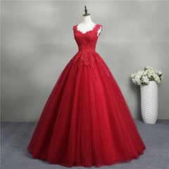 Classy Outfit, Gorgeous Red Ball Gown Sweet 16 Gown, Red Tulle with Lace Applique Party Dresses