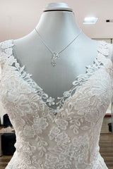 Wedding Dress Boho, Graceful Long A-line Tulle V Neck Lace Open Back Wedding Dresses