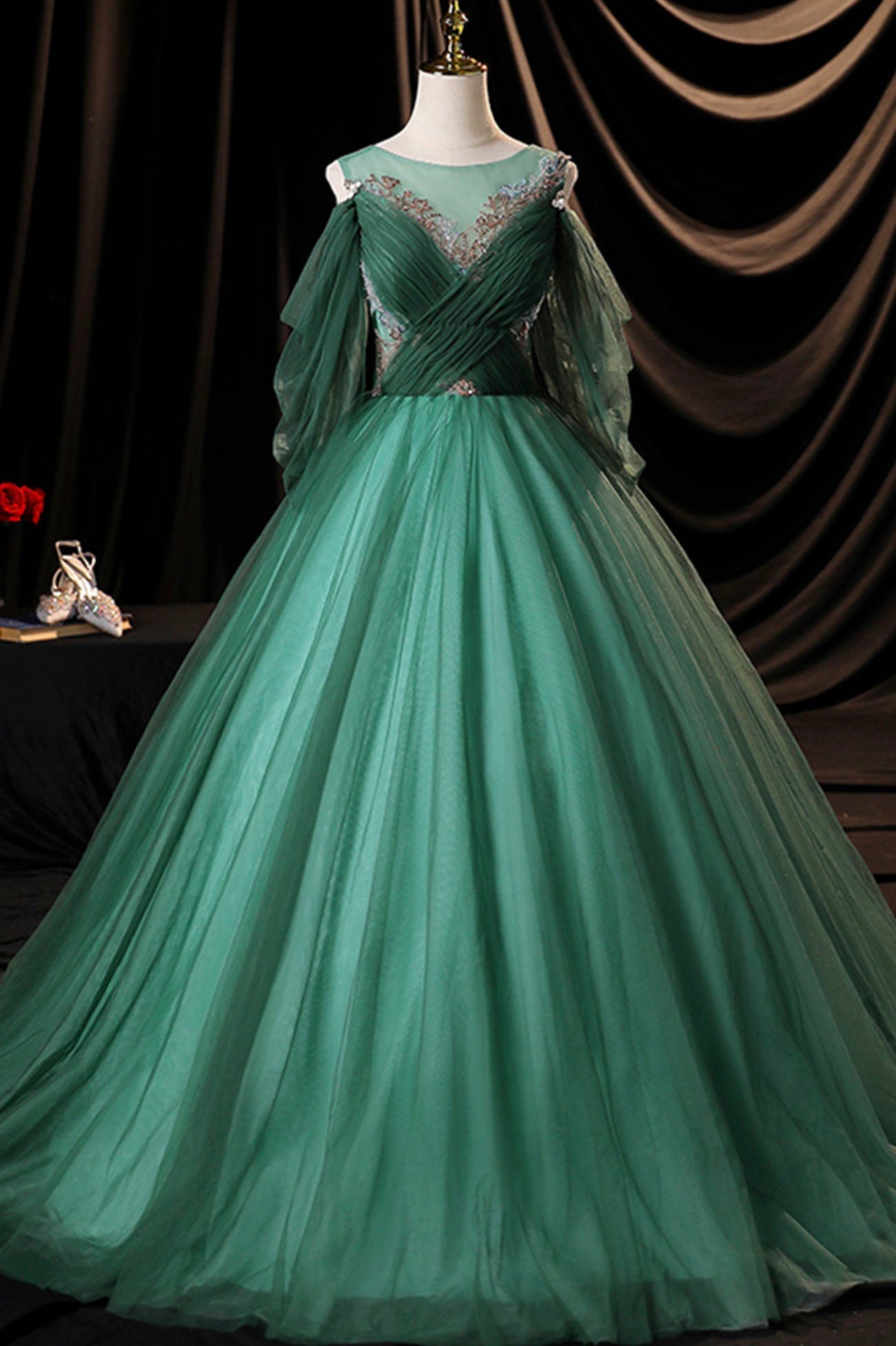 Prom Dresses Long Ball Gown, Green Scoop Neckline Tulle Formal Evening Dress, A-Line Long Sleeve Prom Dress