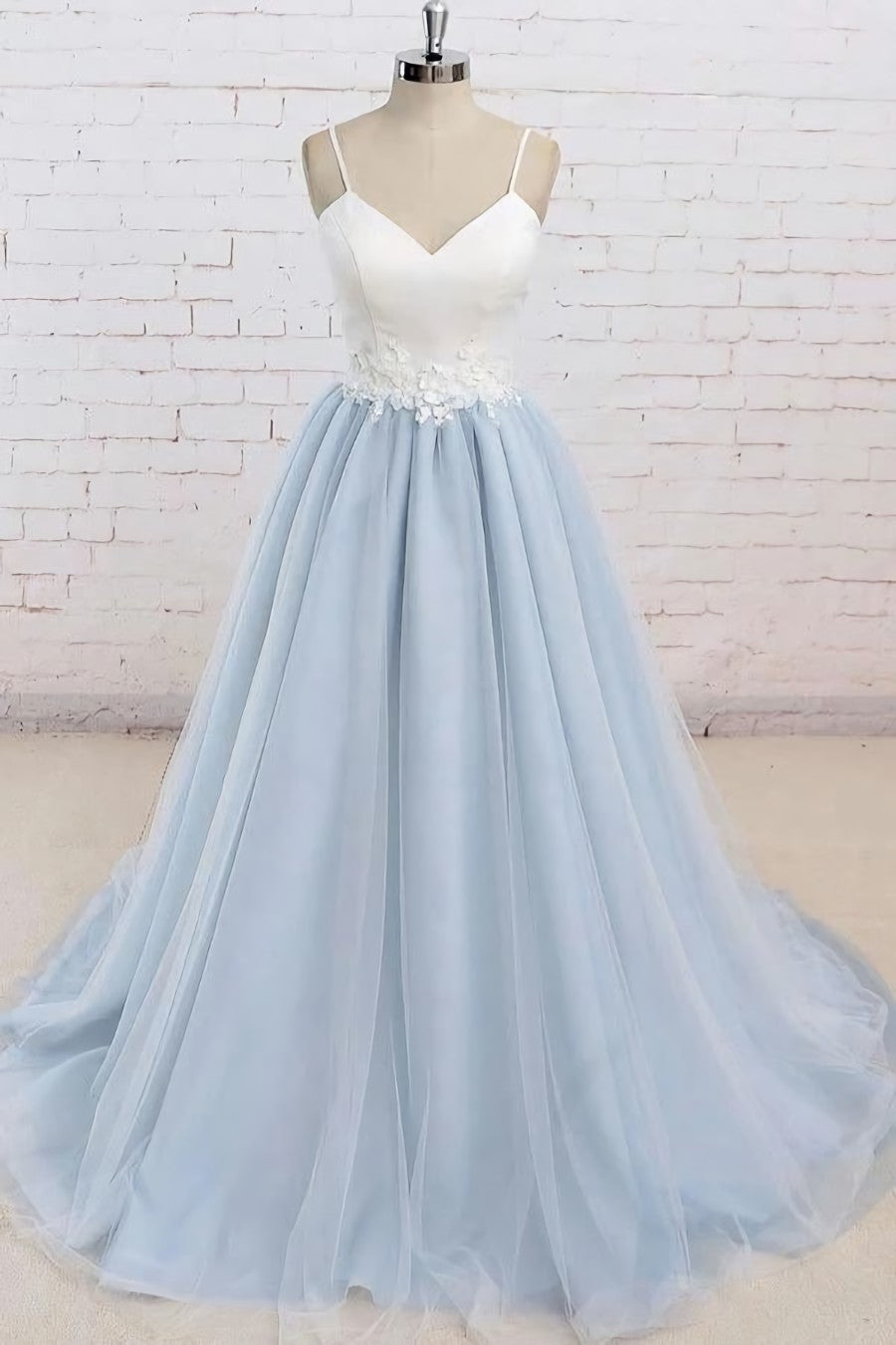 Prom Dresses For Short People, Light Blue Tulle Simple Spaghetti Straps Sweep Train Backless Prom Dress