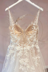 Wedding Dress Websites, Long A-Line Appliques Lace Spaghetti Straps Sweetheart Tulle Wedding Dresses