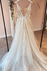 Wedding Dresses Long Sleeves, Long A-Line Tulle Appliques Lace Spaghetti Straps V-neck Backless Wedding Dress