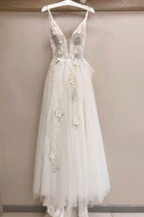 Wedding Dresses Shoes, Long A-line Tulle V Neck Lace Applique Wedding Dress