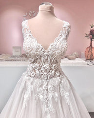 Wed Dress Lace, Long A-line V-neck Appliques Lace Backless Tulle Ruffles Wedding Dress