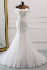 Wedding Dresses With Long Sleves, Long Mermaid Off the Shoulder Appliques Lace Tulle Wedding Dress