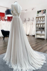 Wedding Dress Styles 2025, Luxury Long A-line V-neck Tulle Open Back Lace Wedding Dress