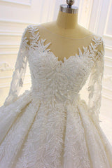 Weddings Dresses Style, Luxury Long Ball Gown Lace Appliques Wedding Dress with Sleeves