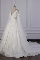 Wedding Dresses Top, Luxury V-Neck Beadings Wedding Dress Tulle Sleeveless Sequined Bridal Gowns