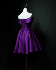 Party Dresses Classy, Cute Short Sweetheart Satin Off Shoulder Purple Short Prom Dresses