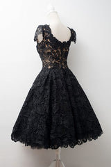 Dream Dress, Short Timeless Scoop Knee-Length Cap Sleeves Black Lace Homecoming Dresses