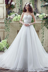 Wedding Dresses Aesthetic, Strapless Beading Train Wedding Dresses With Crystals