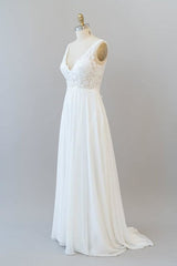 Wedding Dresses Summer, V-neck Appliques Chiffon A-line Wedding Dress