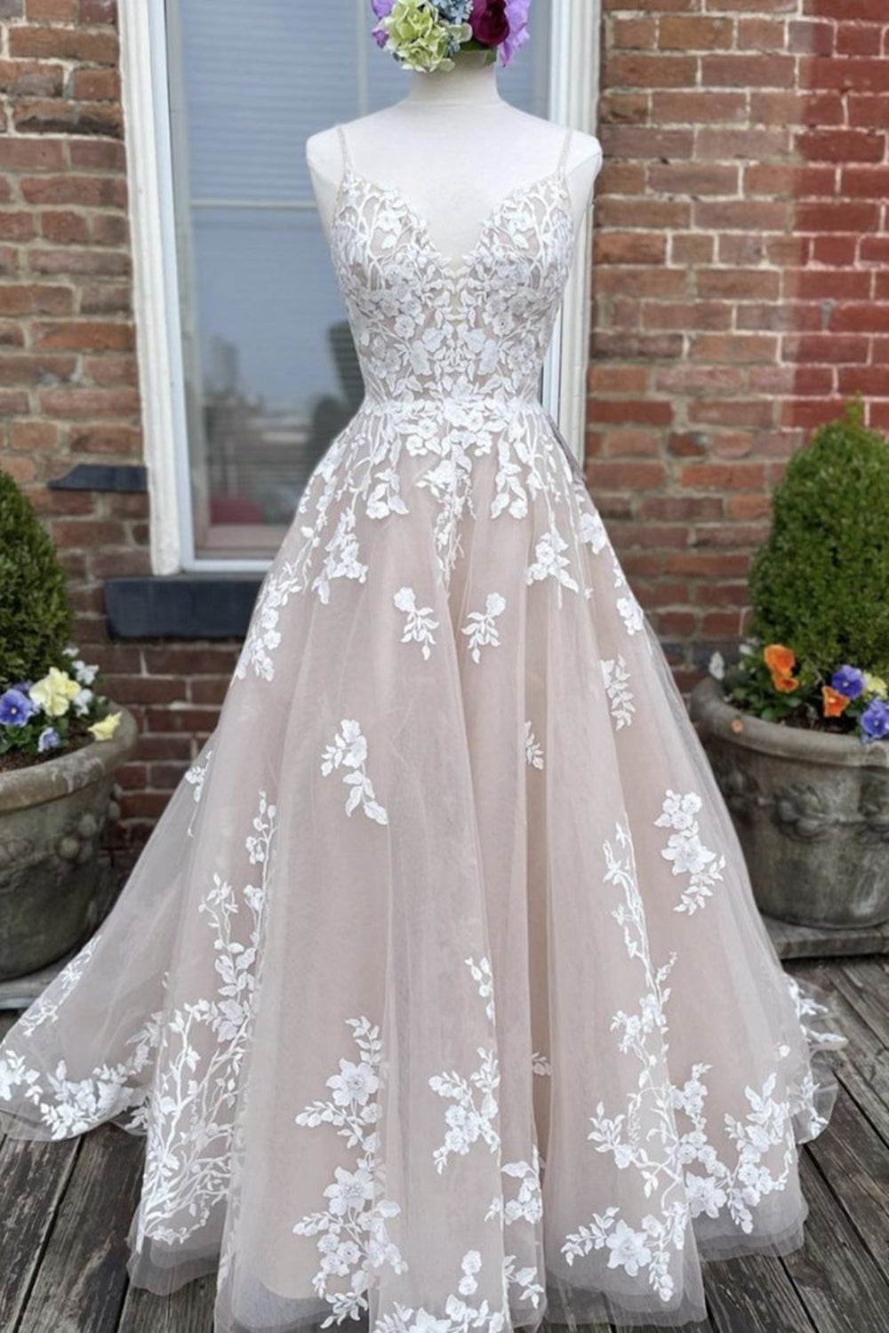 Prom Dresses White And Gold, V Neck Backless Champagne Lace