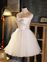 Bridesmaid Dress Green, White Sweetheart Neck Tulle Short Prom Dress, Light Champagne Homecoming Dress