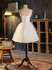 Bridesmaids Dresses Green, White Sweetheart Neck Tulle Short Prom Dress, Light Champagne Homecoming Dress