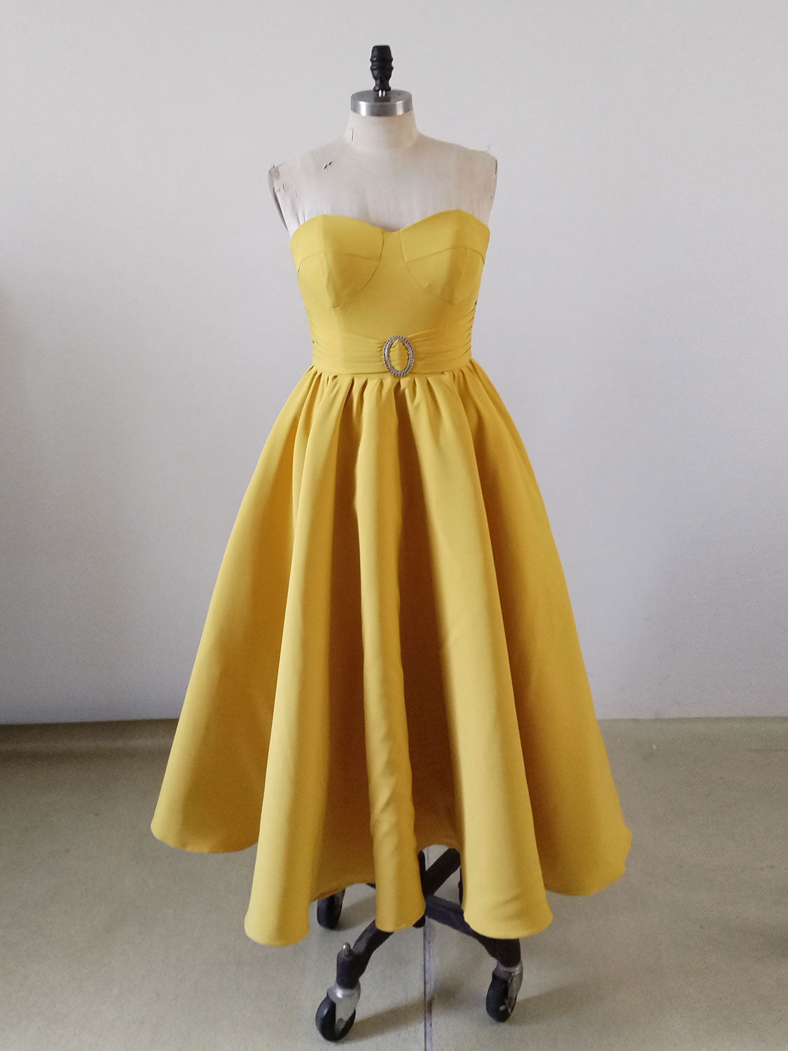 Beauty Dress Design, Yellow Sweetheart Neck Satin Tea Length Prom Dress, Yellow Formal Dress