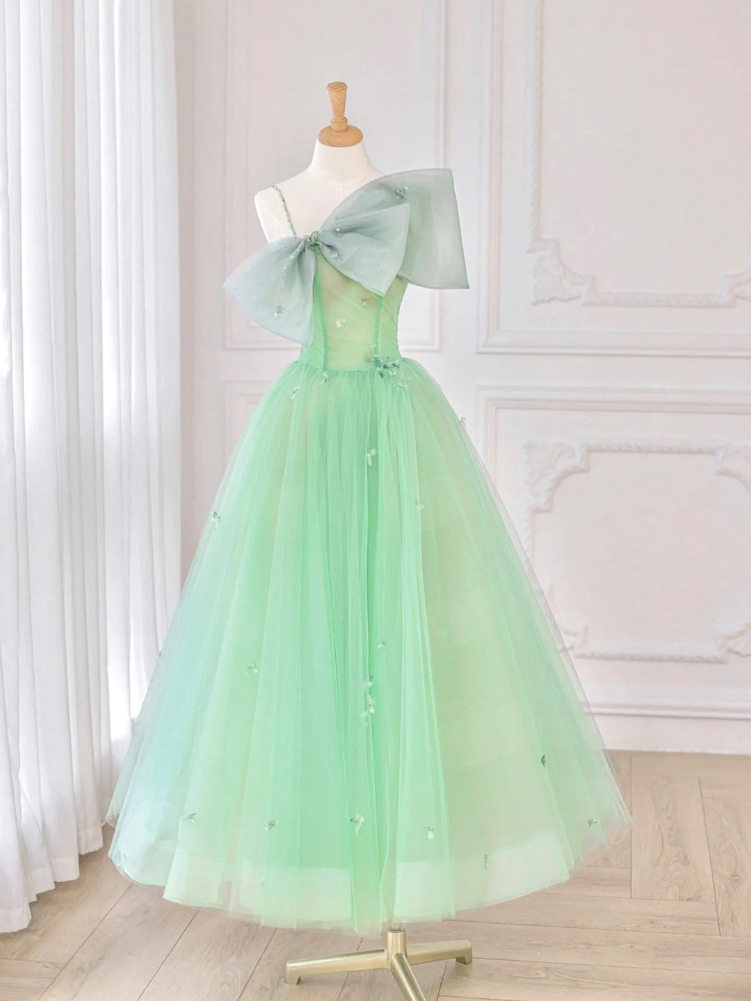 Prom Dress Silk, Green Tulle Short Prom Dress, A-Line Evening Dress with Bow